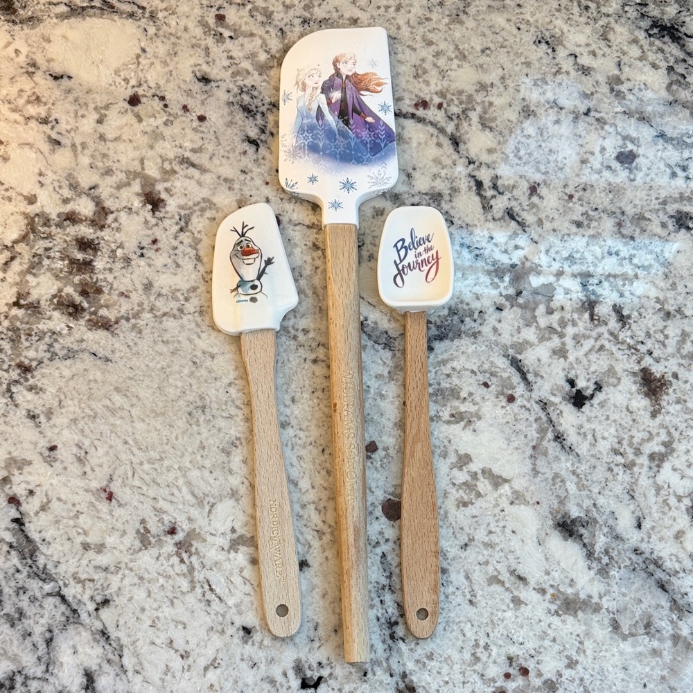 Frozen Spatula Set
